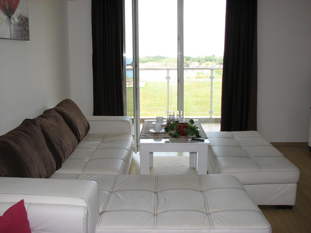 Two-Bedroom Apartment Donika تساريفو المظهر الخارجي الصورة