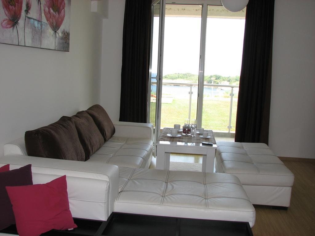 Two-Bedroom Apartment Donika تساريفو المظهر الخارجي الصورة