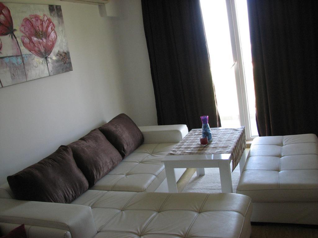 Two-Bedroom Apartment Donika تساريفو المظهر الخارجي الصورة