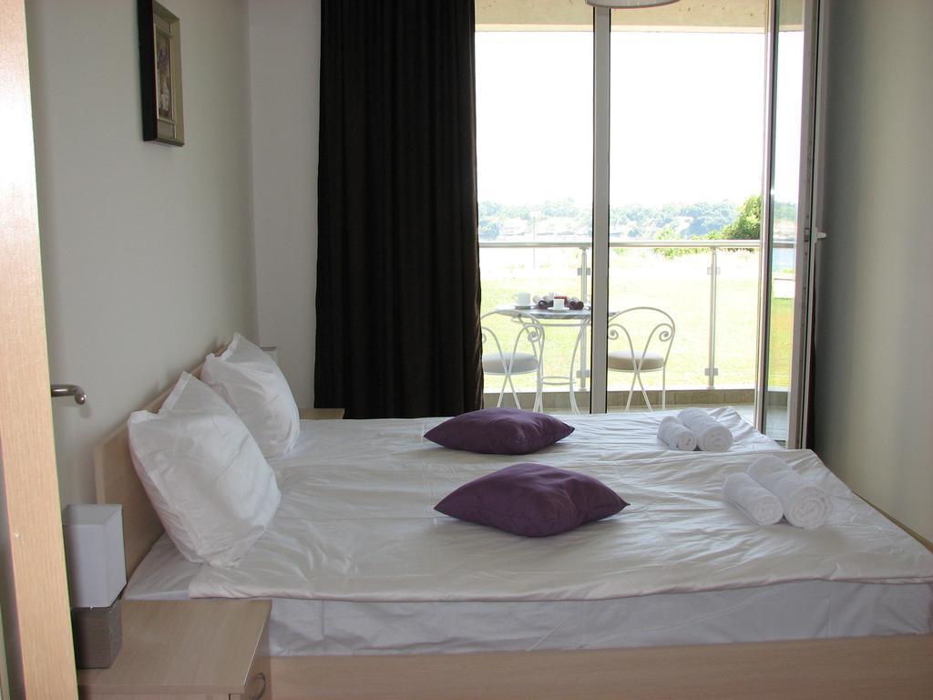 Two-Bedroom Apartment Donika تساريفو المظهر الخارجي الصورة